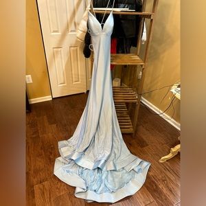 Brand new never worn light blue size 00 Sherri Hill prom dress